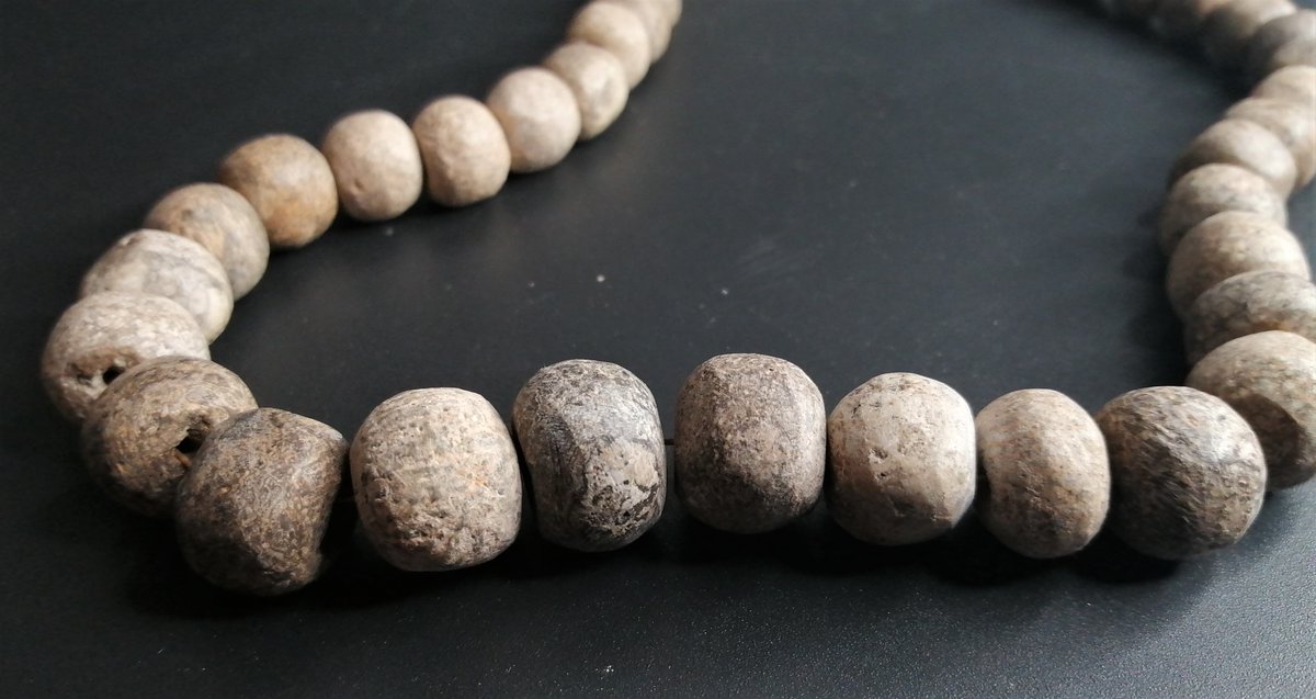 DerekGloverLPOH's tweet photo. https://t.co/Dfic0eYSXH
New items up, including this lovely Roman Mammoth Bead Necklace. https://t.co/OScdUN6ybL