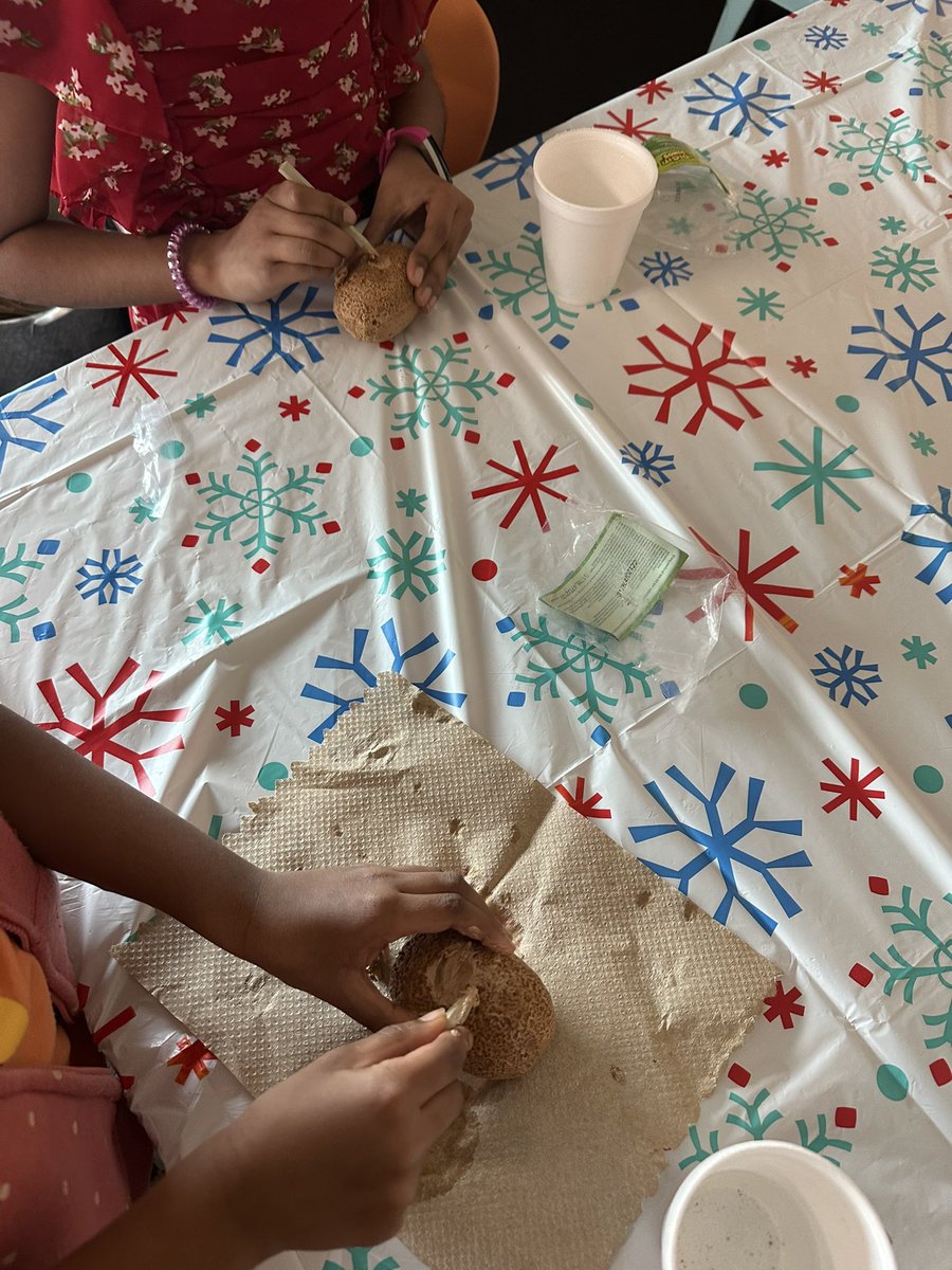 Ms. Gizzi tweet media