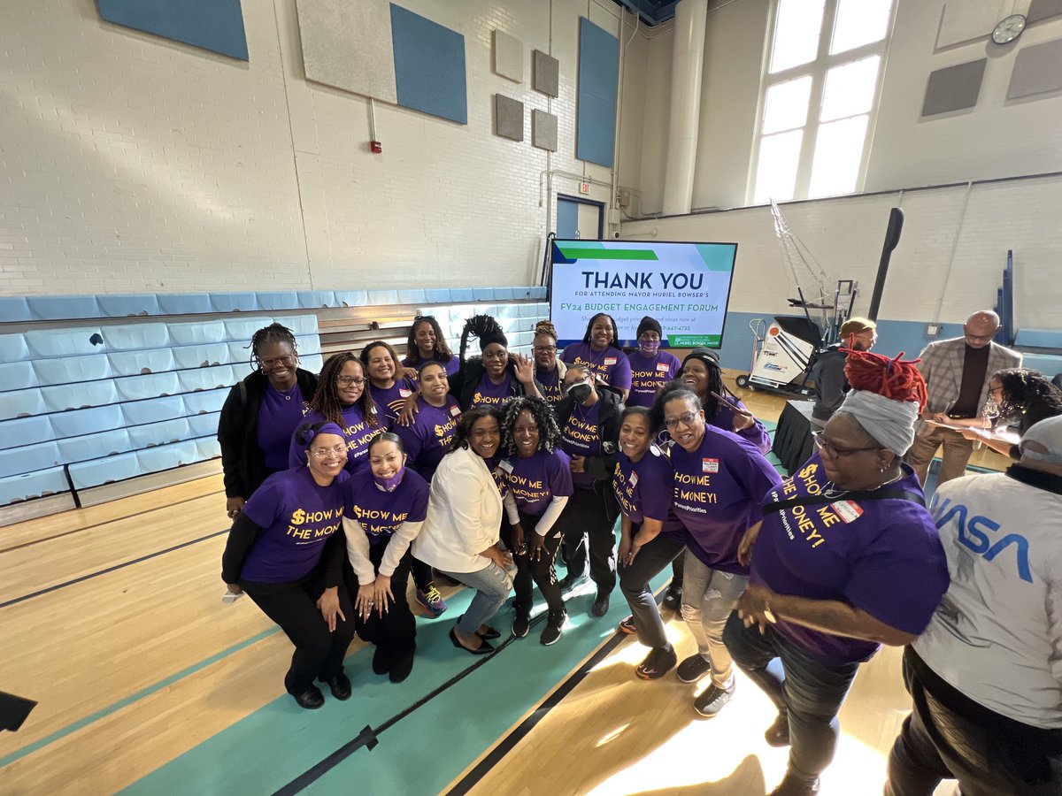 sugamamatweets's tweet photo. @dcpave Show me the money!!! We made clear our #parentpriorities at @MayorBowser #BudgetForum We want a #Fairshot to include #OST and #SBMH in the budget. https://t.co/vj0ELKv6Vr