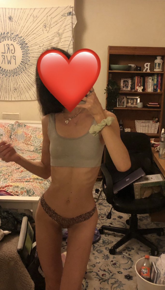 starvingbec's tweet photo. im genuinely doing so well in recovery but there is nothing more triggering then old photos … like i will miss this forever 💔 https://t.co/Pv0dpKEJf8