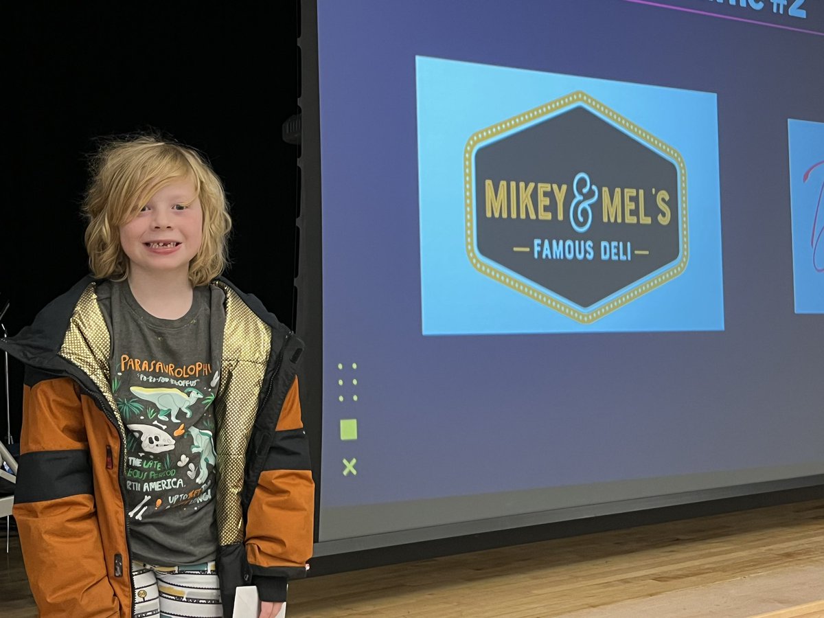 SwansfieldPTA's tweet photo. This guy just won a gift card for lots of #pickles! Thanks for supporting the @SwansfieldPTA @mikesandmelsdeli! Pair it with a #cornedbeefonrye! 🥒🍲🍪 https://t.co/ZI5Es0YELw