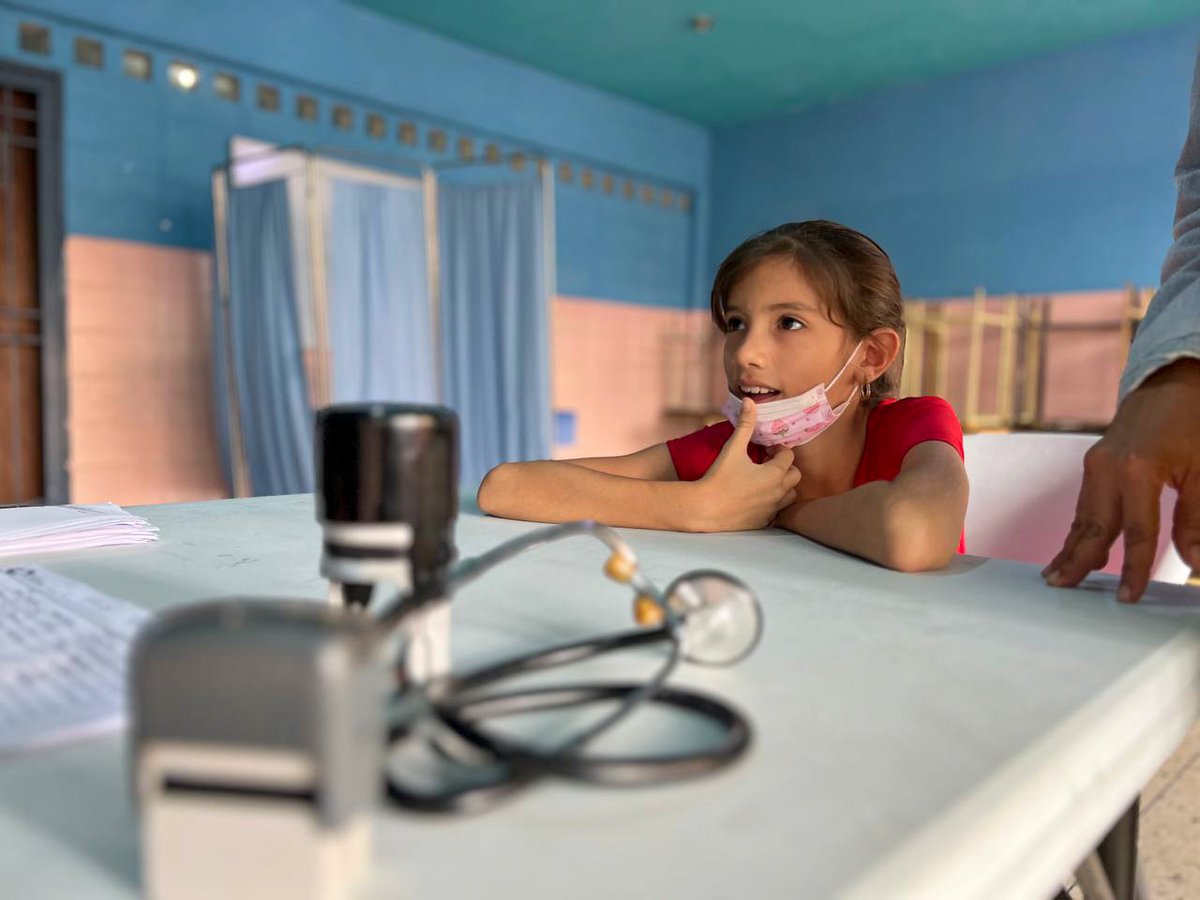 IpasmeOficial's tweet photo. ¡Hoy estamos en Upata!

Continuamos en despliegue atendiendo a los docentes y personal del @MPPEDUCACION, en la U.E.N. Santiago Mariño con todas nuestras especialidades médicas y servicios sociales.

¡Más cerca de ustedes!

#SomosPasiónCaribe
.@NicolasMaduro 
.@_LaAvanzadora https://t.co/CPPUti3opT