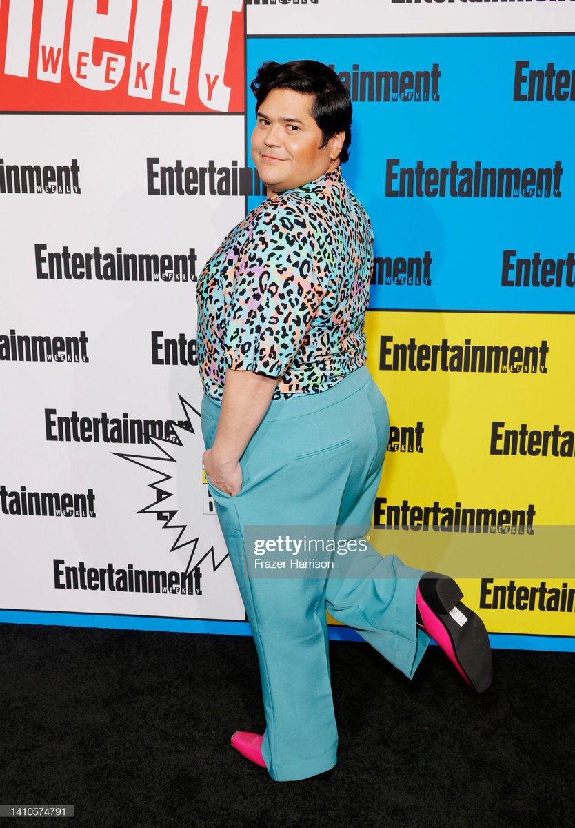 Harvey Guillén has what Harry Styles wants and i mean that so seriously