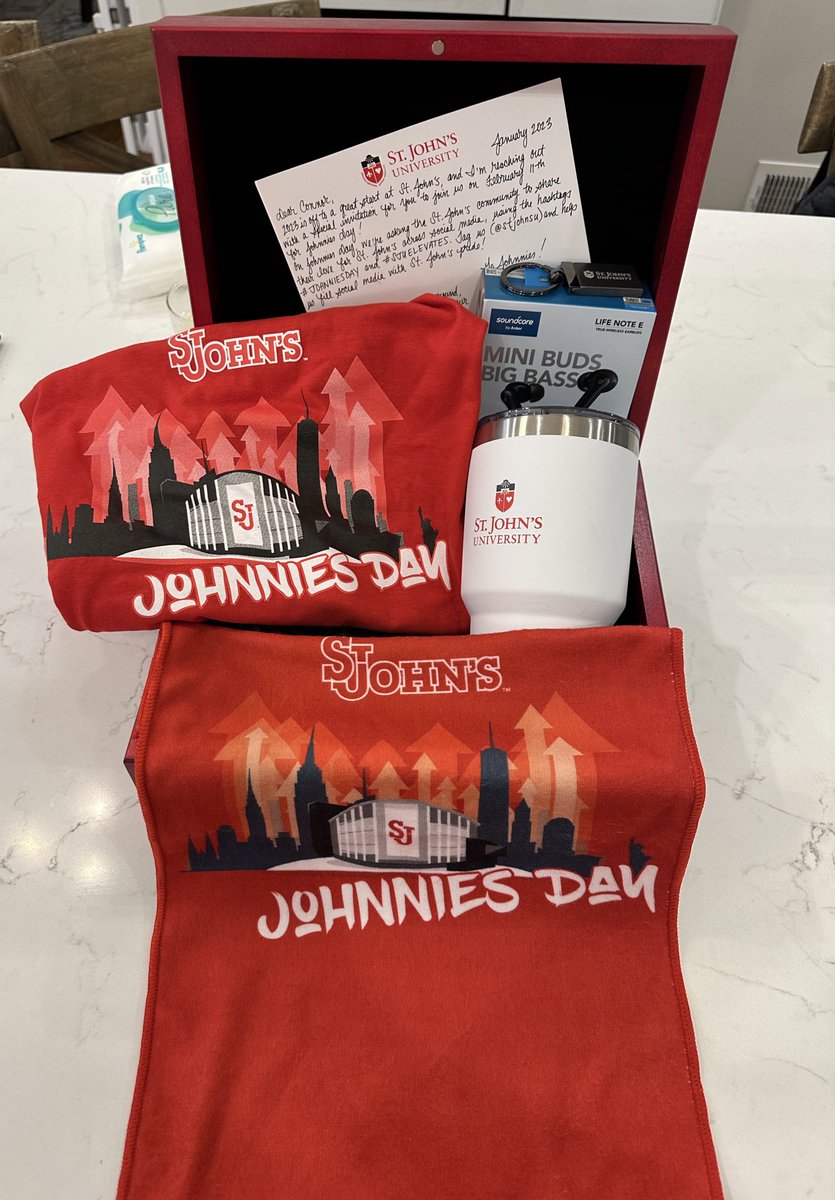 Once a Johnnie, always a Johnnie! Thanks for the goodies <a href="/StJohnsU/">St. John's University</a> Happy #JohnniesDay! #SJUElevates