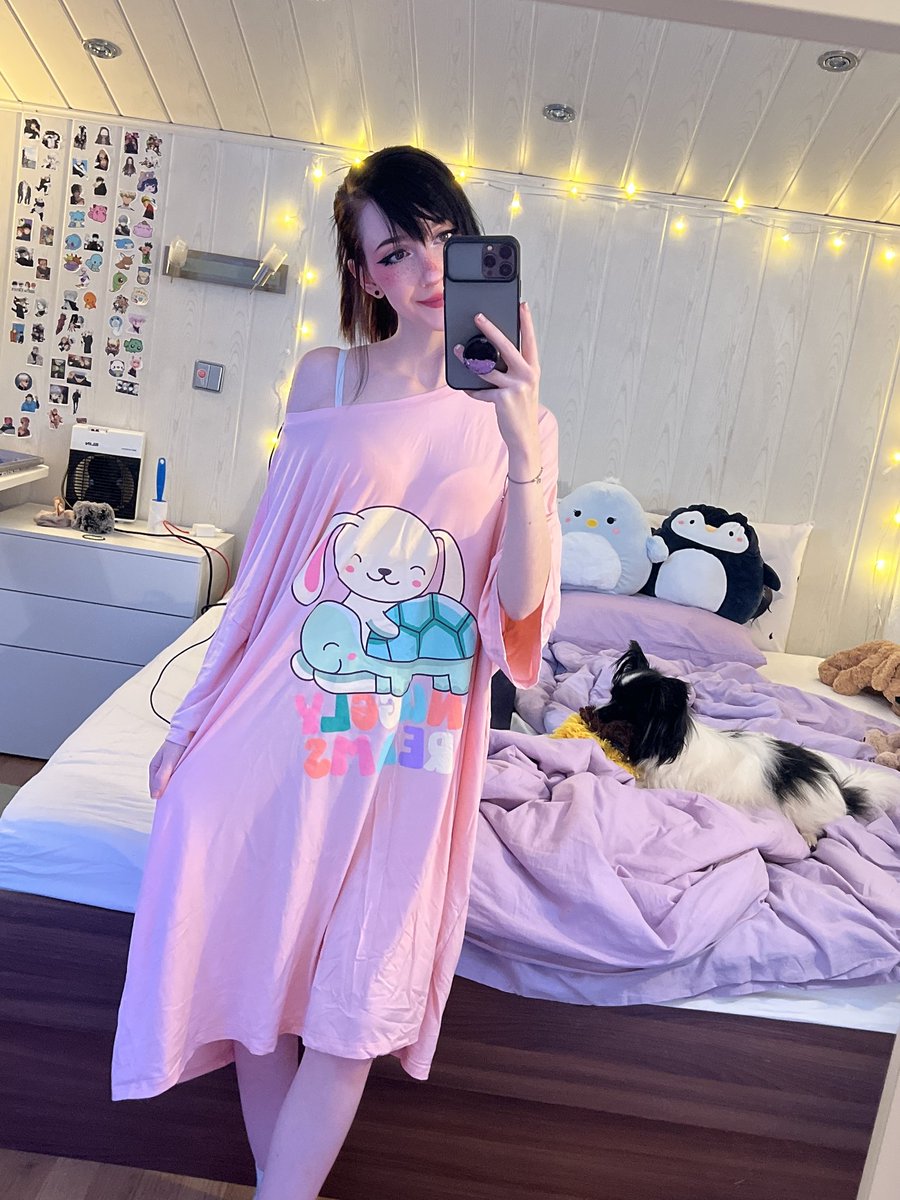 Nana asmrtist :3 on Twitter: "the snuggliest attire and now even