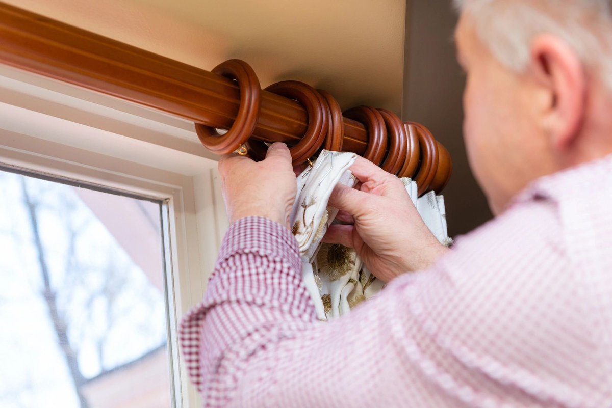 RipleysBlinds's tweet image. Our team of professionals will outfit you with the perfect blinds to meet the aesthetic of your home. #RipleysBlindAndDrapery #BlindsAndDrapes #WindowDrapes