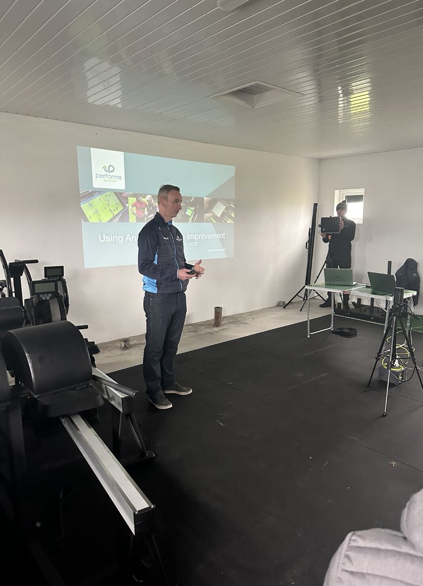 joseph_turley's tweet image. Great day in beautiful West Clare discussing analysis with @CorofinGaaClub &amp;amp; then presenting at @iGAACoach education workshop @kibgaaclub #GAA #Coaching #PerformanceAnalysis #AlwaysLearning