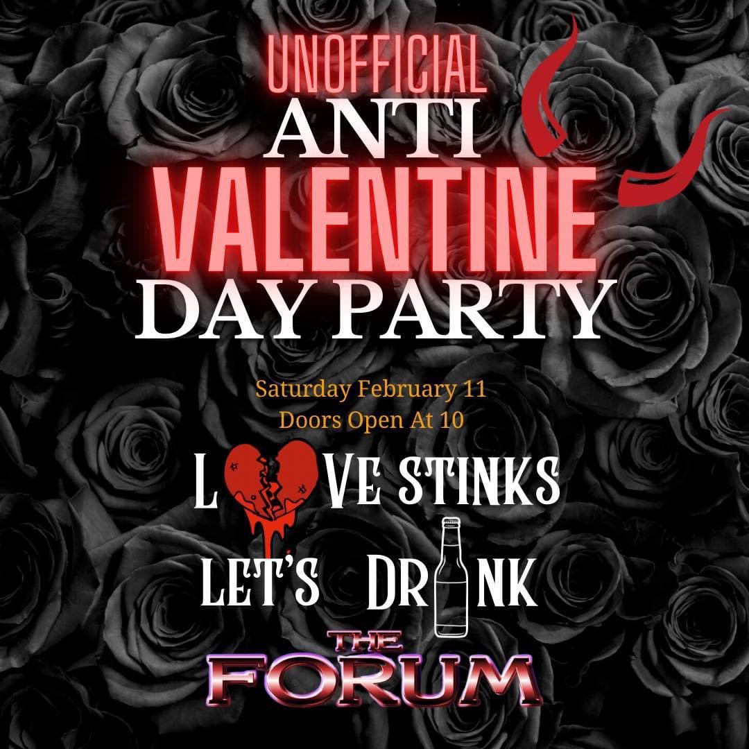 TheForumTwoDogs's tweet photo. No valentine this year? We’ve got you covered! Come out and be our valentine tonight starting at 10 pm. We’ve got $5 XL wells, $4 Pink Whitney shots, 4 strong islands, and the return of the Slap Shot! Come out a see it all happening! https://t.co/eESAhkRxMa