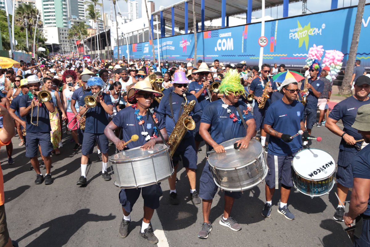 BlogPDNoticia's tweet image. FOTOS: veja imagens do Fuzuê no circuito Orlando Tapajós I Fotos: Bruno Concha I Secom-PMS...
24liveblog.com/live/324886096…
#Fuzuê #Furdunço #Pipoco #PréCarnaval
