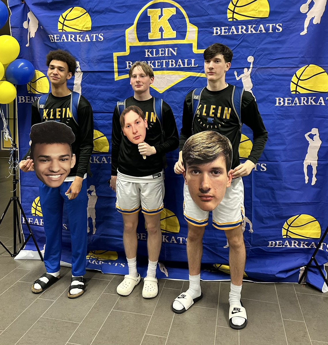MaureenHunter53's tweet photo. Couldn’t be prouder of this kid! #SeniorNight #kleinhigh @Keegan8741 https://t.co/b8iN6xjxCA