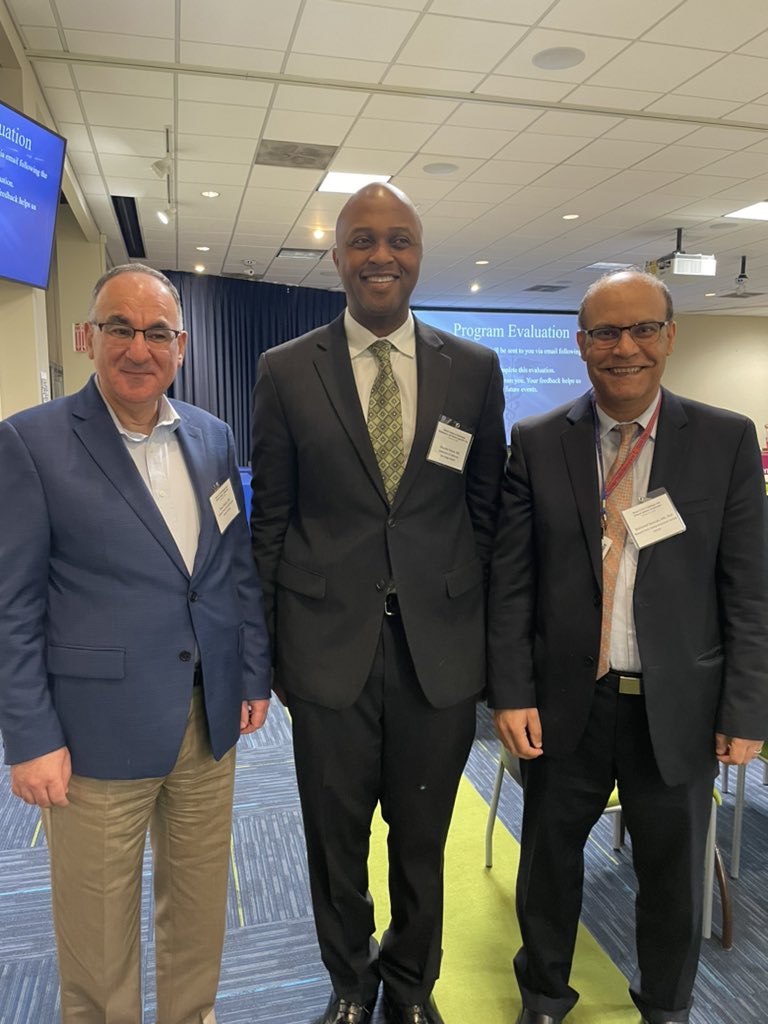 DeviVijay3's tweet photo. Breast and GYN clinical updates and Symposium Special Guest Dr. Fadare #GYN #Breast @RoswellParkPath @RoswellPark @KhouryThaer @SayeedaYasmeen @jx_qiu @BoulosPath https://t.co/9fPYZw38fv