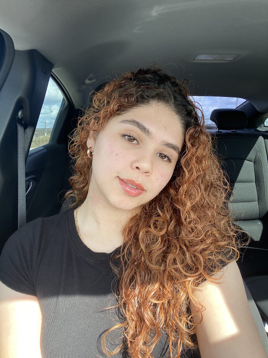 _danyavargas's tweet photo. it’s something about me and black clothes🖤 https://t.co/eg0n5x6Ir5
