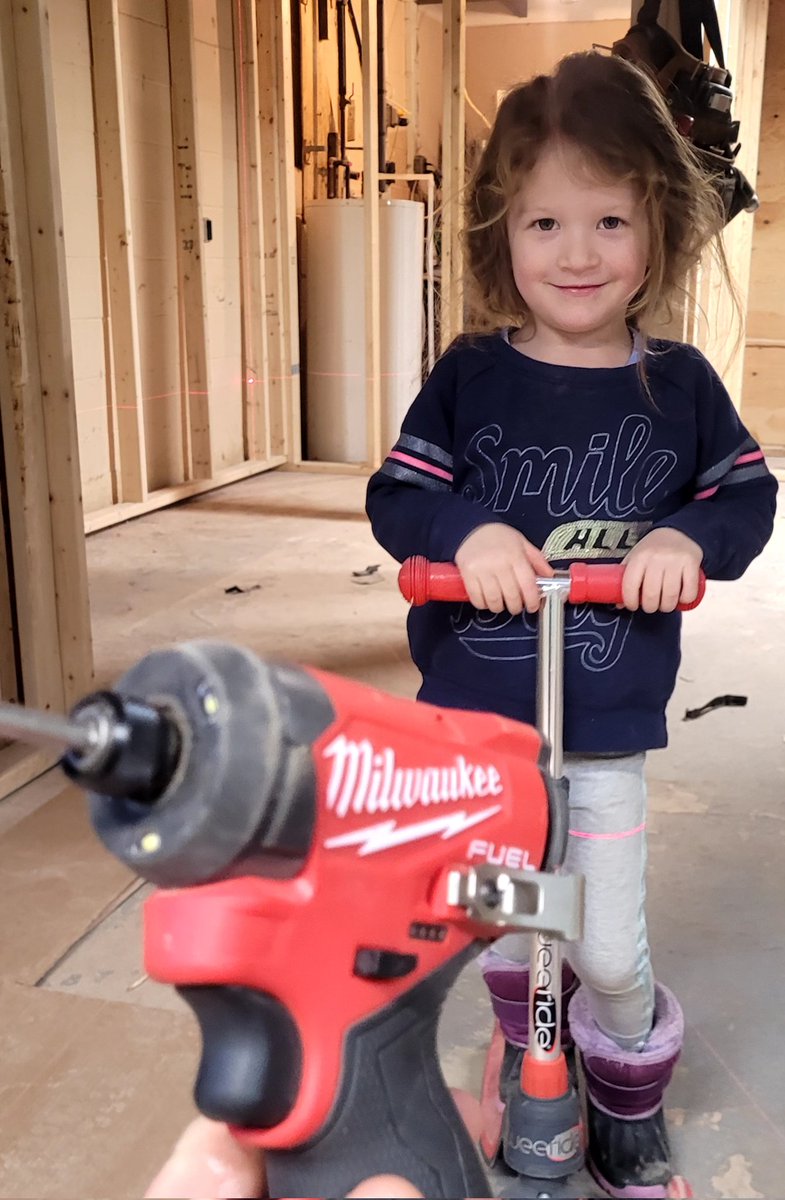 My daughter informed me that this is NOT a hammer after I gave an outlet box a good whack with the back of the impact. Apparently I forgot to teach her about all the different hammers.