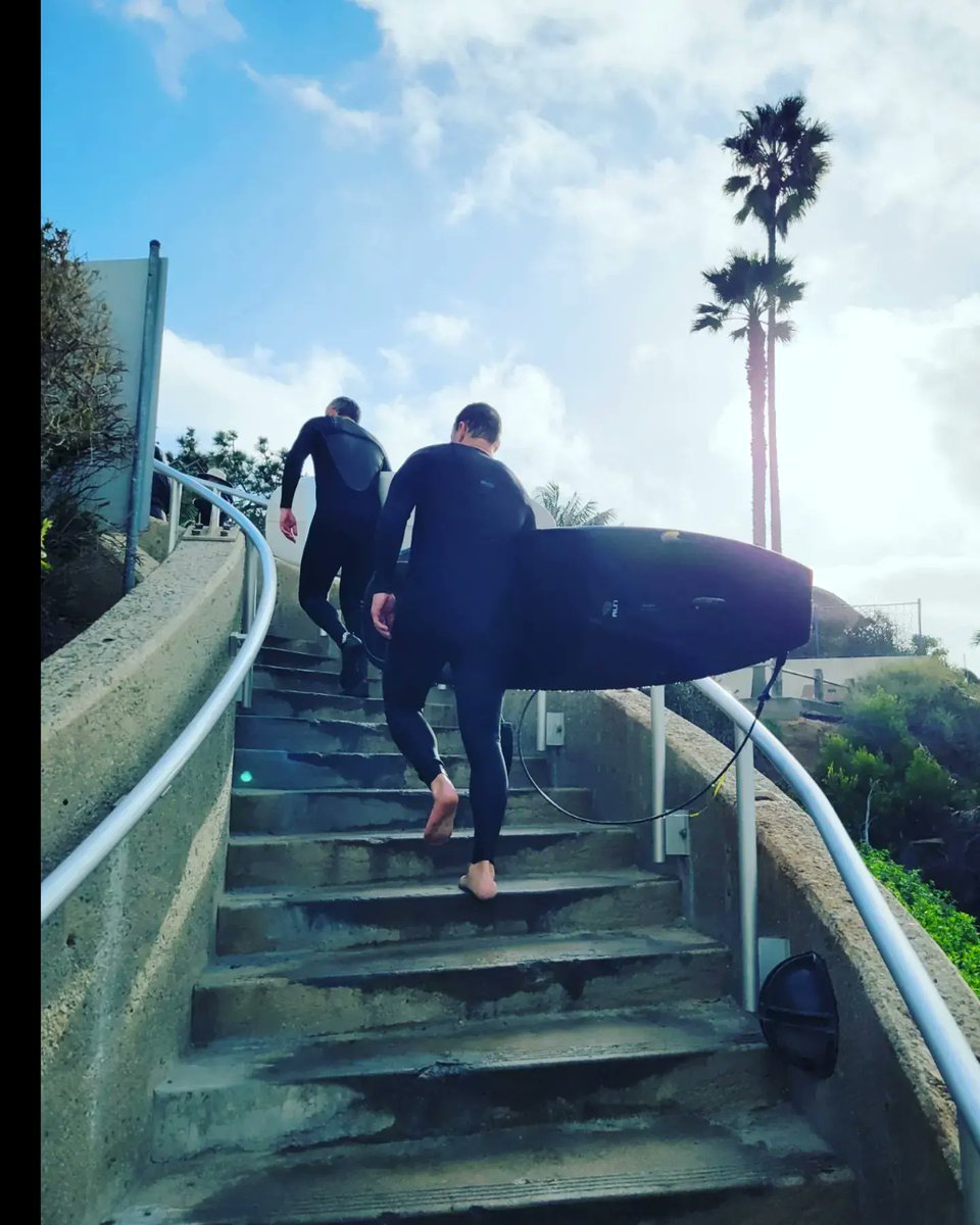 cecewoodsmedia's tweet photo. Saturday morning #surf at #Swamis for @calimaglife https://t.co/iO08UBIIwe