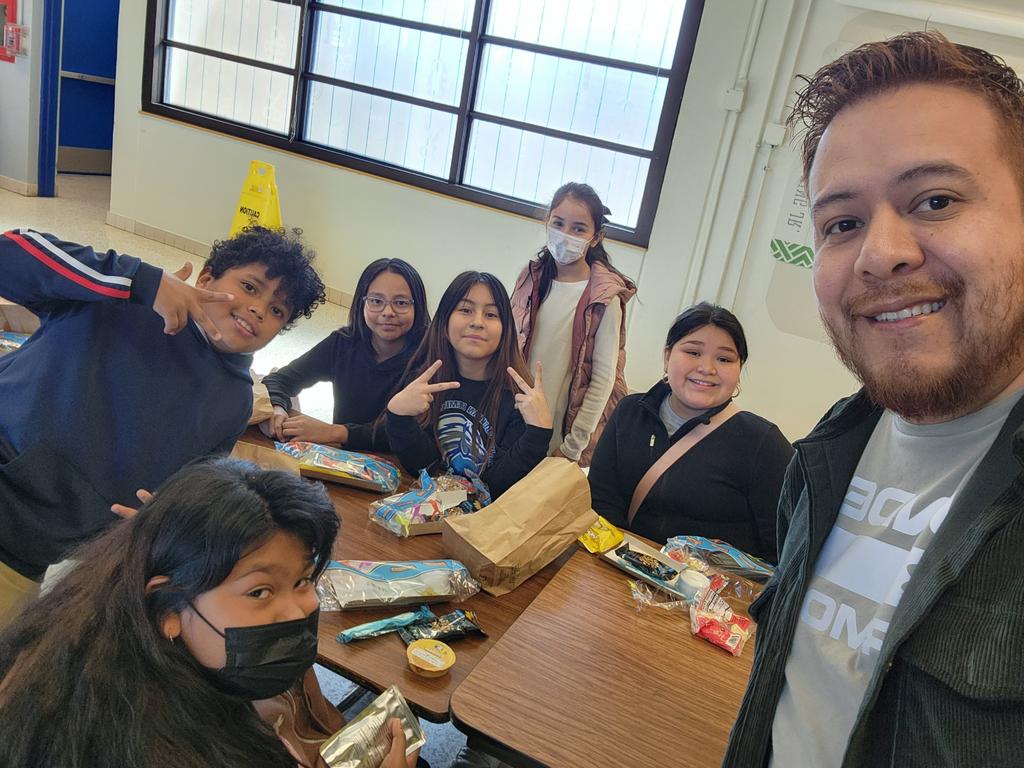 jonathan_ricado's tweet photo. Great time during Saturday school here at @cochran_school !!
@ACEDallasISD https://t.co/BtYn8ZrRUY
