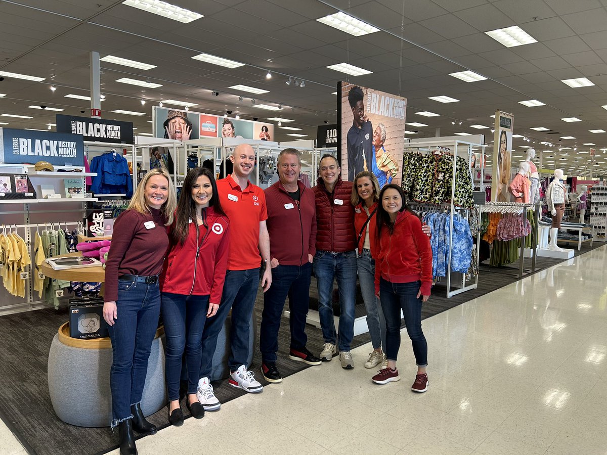 Great to see our team in G290 and G295 focused on Foundational Best Practices! <a href="/salamlazkani/">salamlazkani</a>