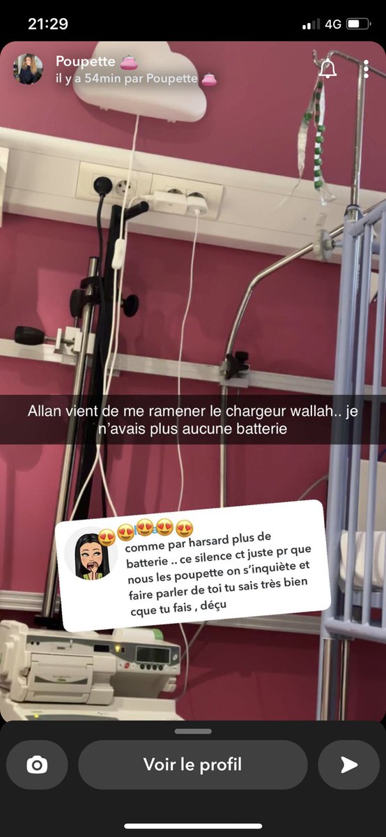 lescroustiiii's tweet photo. Vous êtes vraiment des niqué dû cerveaux, une maman elle est aux urgence avec son bébé vous pensez qu’elle a le temps de jouer? Et quand bien même elle avait de la batterie elle voulait pas vs cala et alors ? C la vrai vie là hein c’est la santé d’un bébé. #poupettekenza https://t.co/npXTfaX7XO
