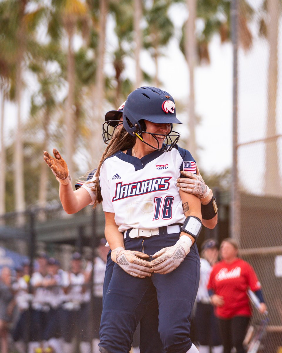Clutch Keel‼️

<a href="/merebearve3/">Meredith Keel</a> comes up with a HUGE RBI single to push the Jags over St. John’s!!

#AllGasNoBrakes