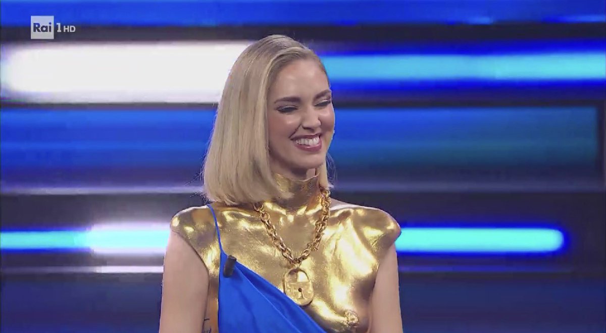 rtl1025's tweet photo. ❤️@ChiaraFerragni: “Quasi quasi torno anche l’anno prossimo”  

#Sanremo2023 #FinalmenteSanremo https://t.co/CZNHA20xwK