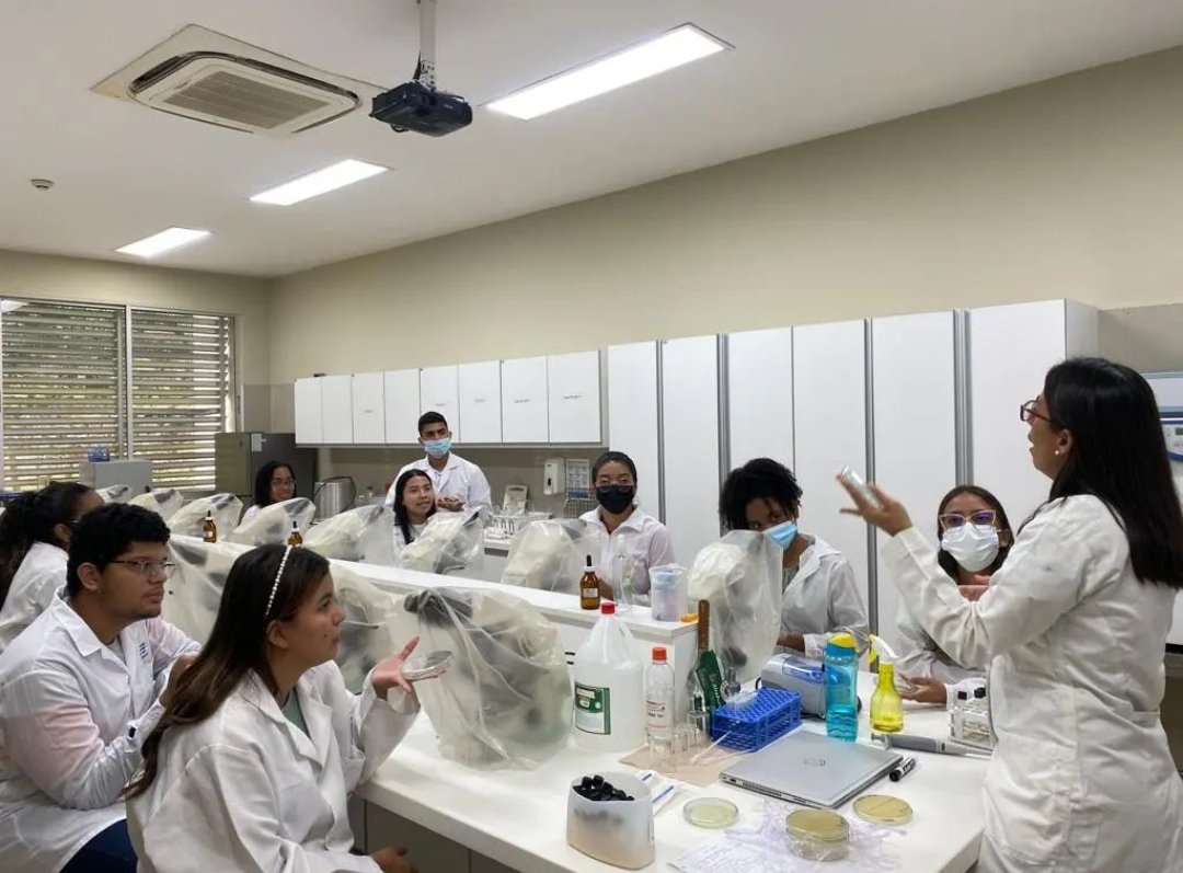 CaRo3551's tweet photo. @relisacha1 @bfrancoorozco @ginaterremoto @Catalicu @iviceronsouza @CarolinaOgeo @clopezcorrea Claro que sí. Rompamos estereotipos!!! 👩‍🔬🔬🦠🧬

#SpamDeCientificas 
#11F2023 
#WomenInScience 
#WomenInSTEM #MujerYNinaEnLaCiencia 
#MujeresEnCiencia https://t.co/Mj70ob1q2i