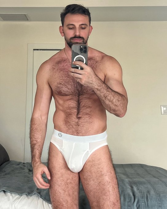 Love this lulu underwear 🙌 comfy AF https://t.co/I4wfo323u8<a href="/tag/tgif"class="tags"><span>#tgif</span></a>