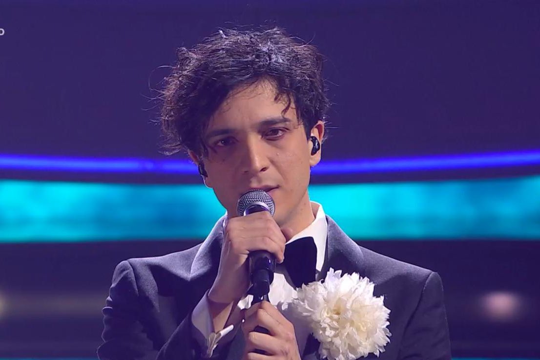 Daninseries's tweet photo. Tananai è cresciuto tantissimo in un anno e si è dimostrato un cantante capace di portare allegria ma anche una profondità unica. #Sanremo2023 https://t.co/GXGr8WRd2V