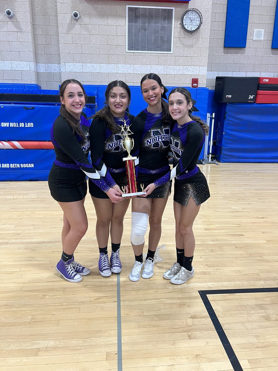 We had a great first competition of the season at Natick today! JV showed their resiliency and put on a great performance despite an injury and Varsity took first place in their co-ed division debut! Onto Billerica tomorrow!