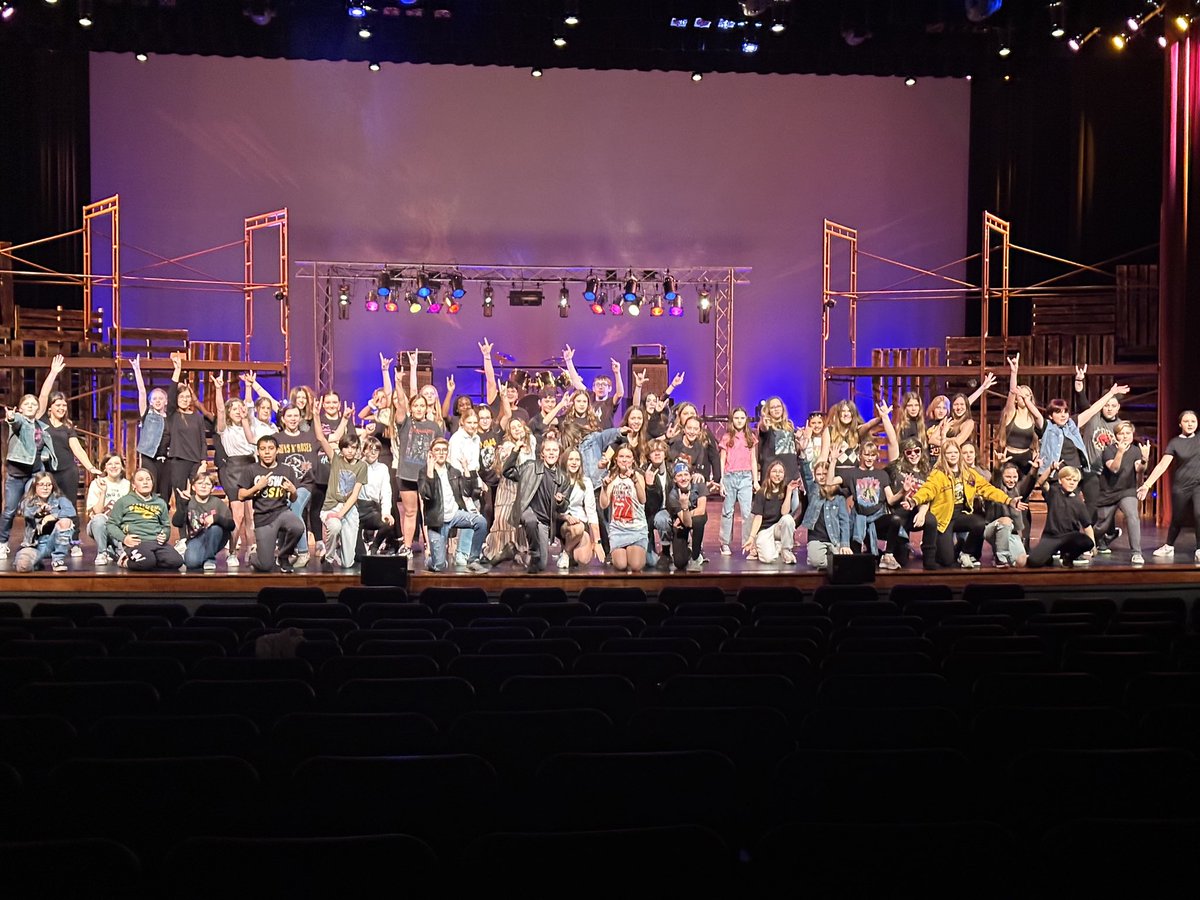 I WANNA ROCK!!! DO YOU?!?! District112.ticketleap.com #Rockofages112