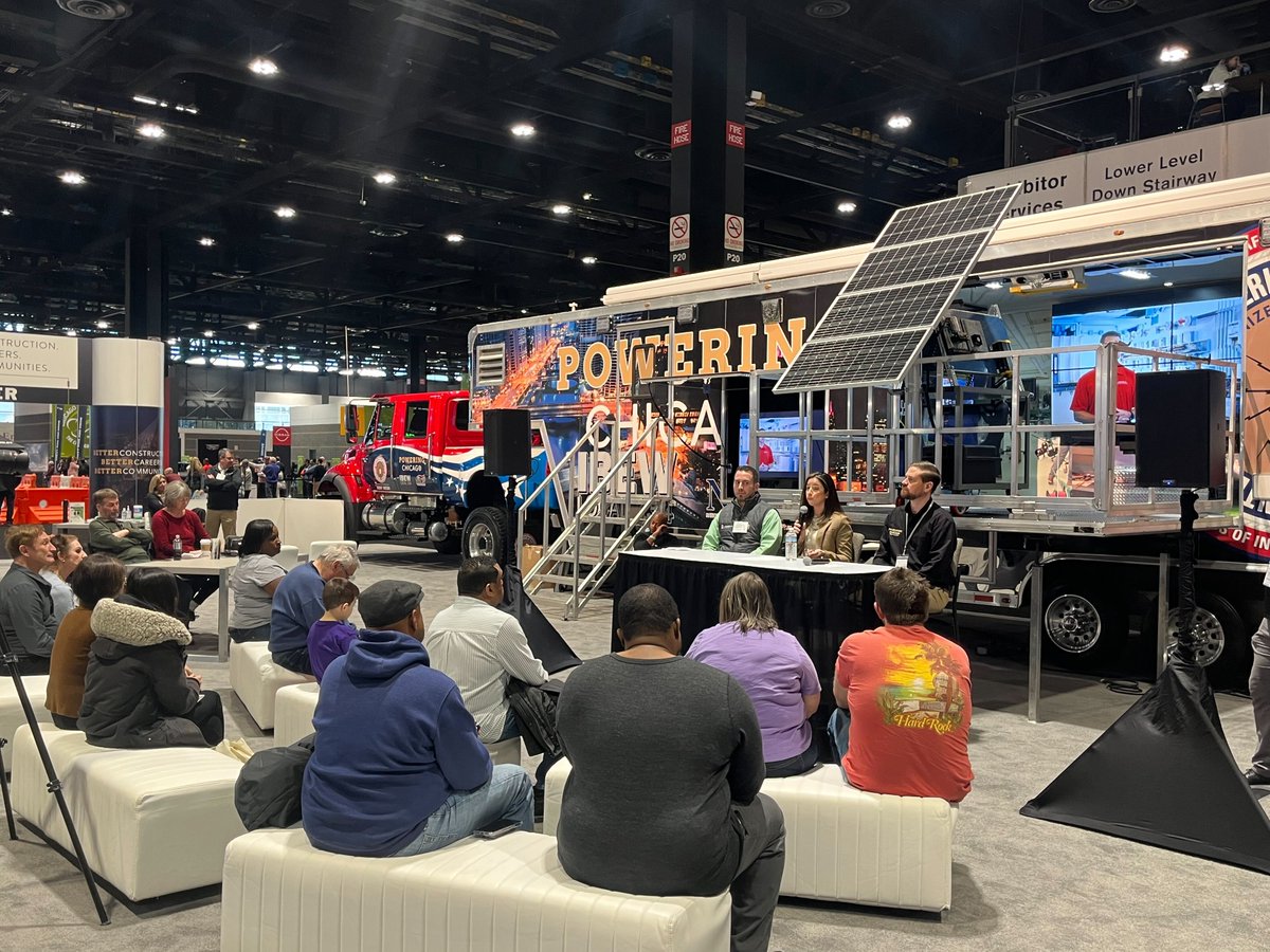PoweringChicago's tweet photo. We kicked off our first information session at our EV Learning Center! Big thanks to our rockstar panelists from Connelly Electric Co, @BlinkCharging & IBEW Local 134.
#cas2023 #chicagoautoshow #autoshow #ev #evchargingstations #evinstallation #chicagoevents https://t.co/BMUJM2IVUe