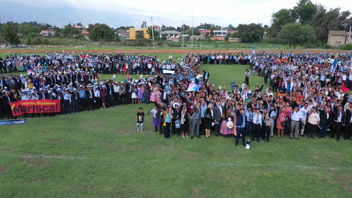 adventistas_bo's tweet photo. 📸 #CampestreUB23 | Todos somos parte de ¡CONEXIÓN GP! Con un lema motivador se logró captar la foto y video del evento.
.
#AdventistasBolivia
#GruposPequeños
#GrandesBendiciones
#ConexiónGP https://t.co/sr6T1ERhSH