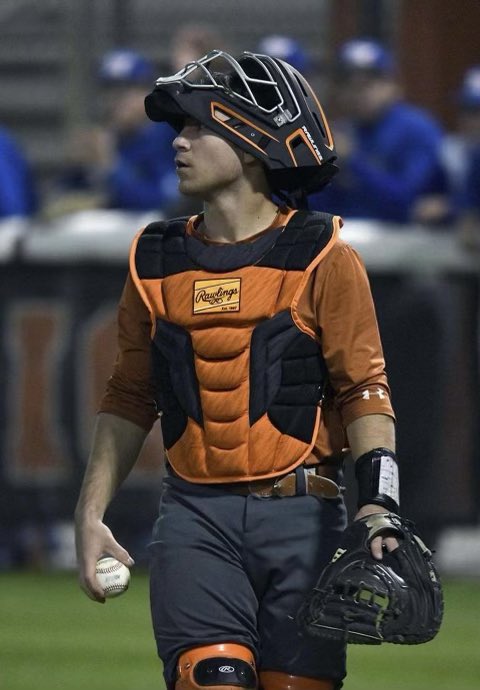 It’s time!Time to grind Coyotes!⚾️❤️ #family #determination