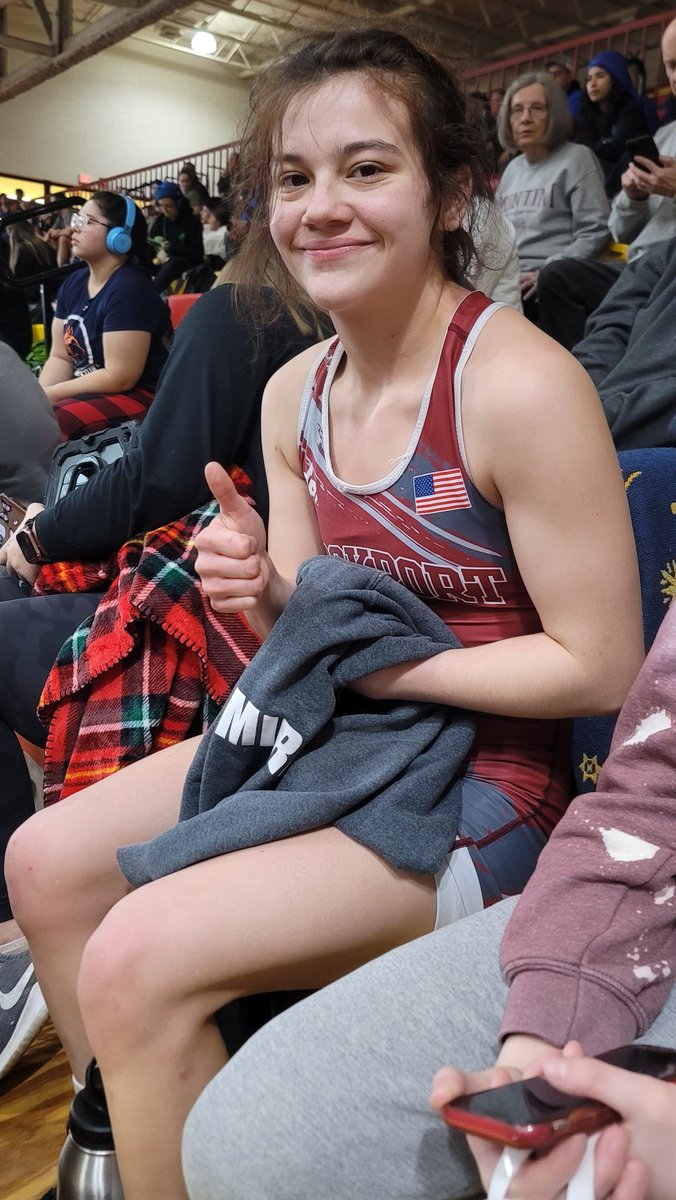 LPGirlWrestlers's tweet photo. Liz Ramirez wins in the blood round to qualify for state! https://t.co/XogT0cUq2W