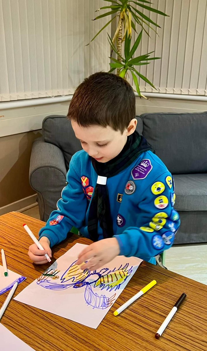 🕺👨‍🎨⚜| Last night the Beavers focused on the Creative Badge. They had a great night performing dances, creating designs out their recycling &amp; drawing the superheroes/supervillains. Well done all. #SkillsForLife