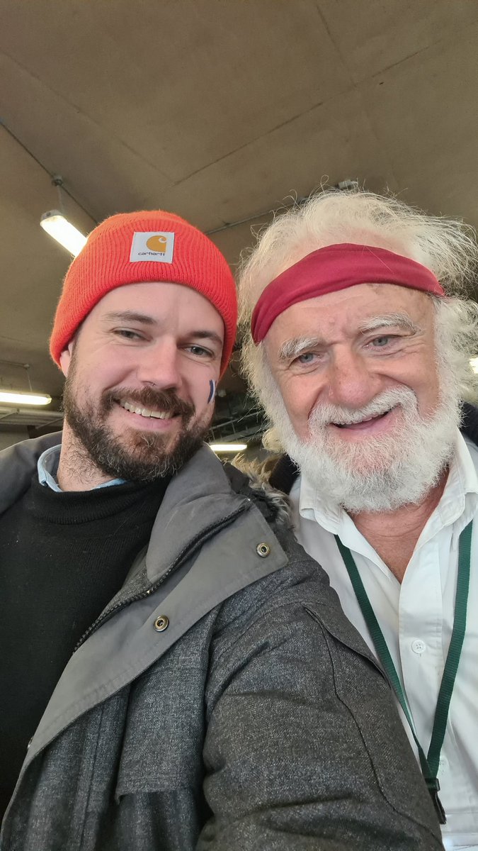 PJGolfPro's tweet photo. What a great day for #IRLFRA thanks to @NathDV and @TomKGolf. Magnificent game despite 🇨🇵 losing, and a great post game craic thanks to @Perfectpinttour. I even got to pour my own pint at the #ovalbar 🍺 https://t.co/irCgo7LykP