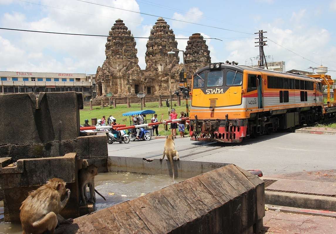 _TravelingAsia's tweet photo. Amazing Thailand: Lop Buri - Stadt der Affen in Thailand nördlich von #Bangkok #TravelingThailand https://t.co/Sml9CjWkBj