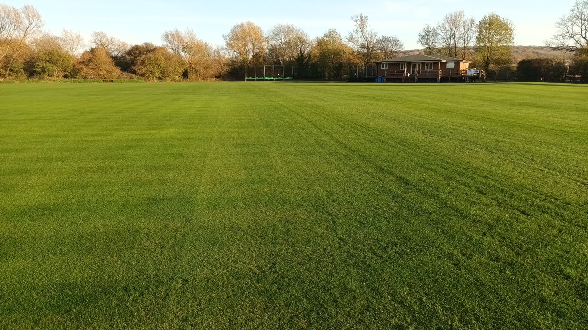 3 days to go!

Thank you all so much for your amazing donations. we are nearing £4000 (with gift aid)!

We are blown away by the support! crowdfunder.co.uk/p/help-eynsham…

A picture of how the field will look in the summer when our new tractor has finished whizzing around on it 😀