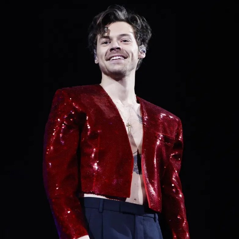hstylespar's tweet photo. 🚨| Harry Styles gana su primer #Brits esta noche en la categoría Best Pop/R&amp;B Act! 🥳🔥 https://t.co/1FDlFlI8bm