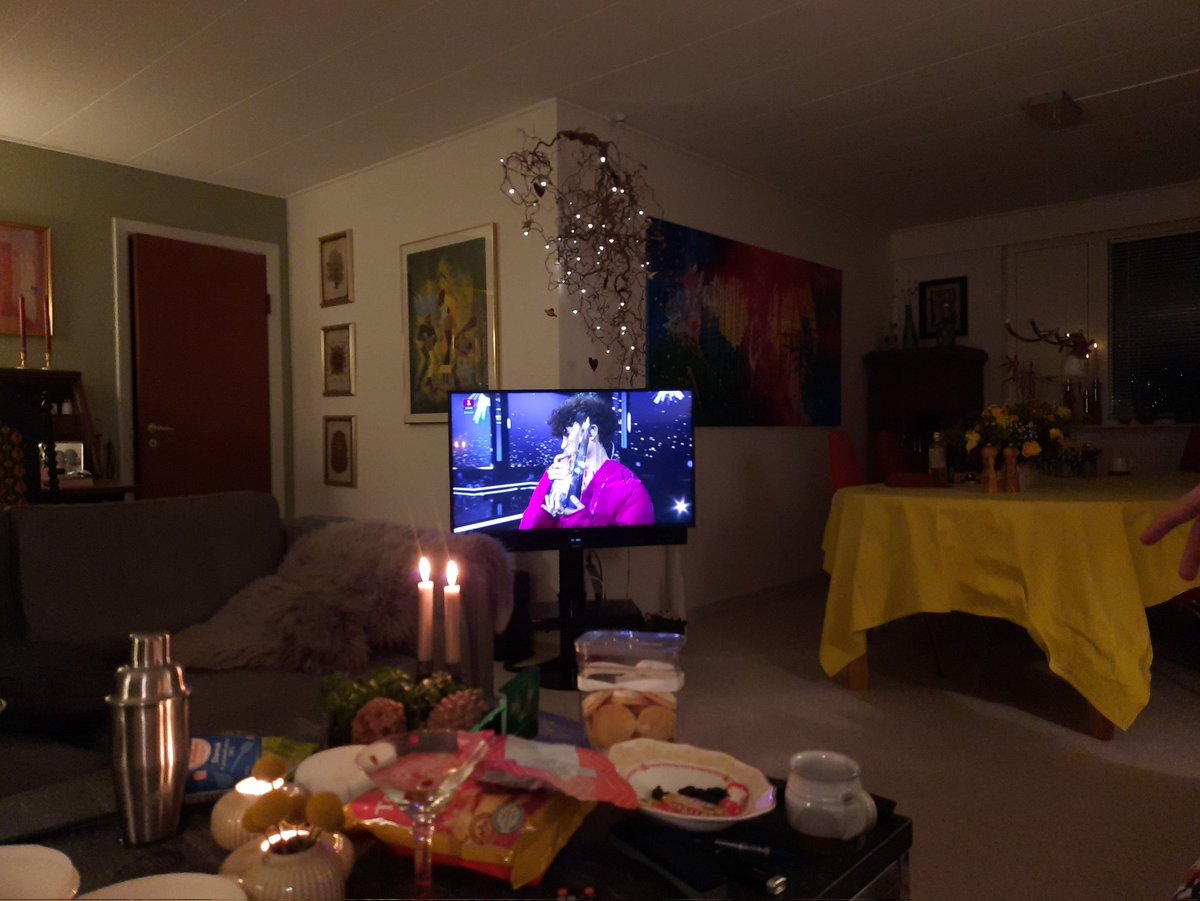 siforama's tweet photo. Wop Woop! Min favorit vandt - havde valgt favorit den dag de blev frigivet! #danskmelodigrandprix #reiley #dr ps. Reiley er ikke et ordblindevenligt navn 🤩🙃😋😉 lærer det nok inden maj. https://t.co/Yu1zTlcK5k