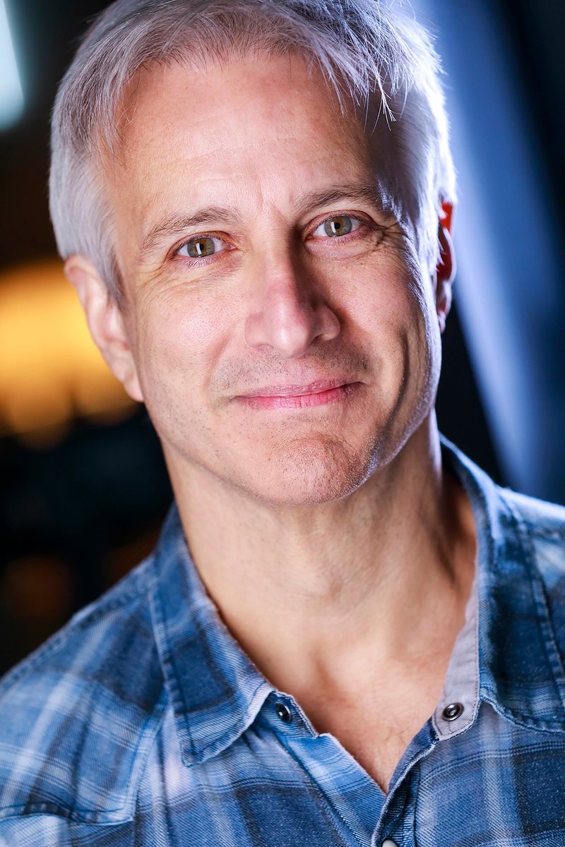 Bronson Pinchot tweet media