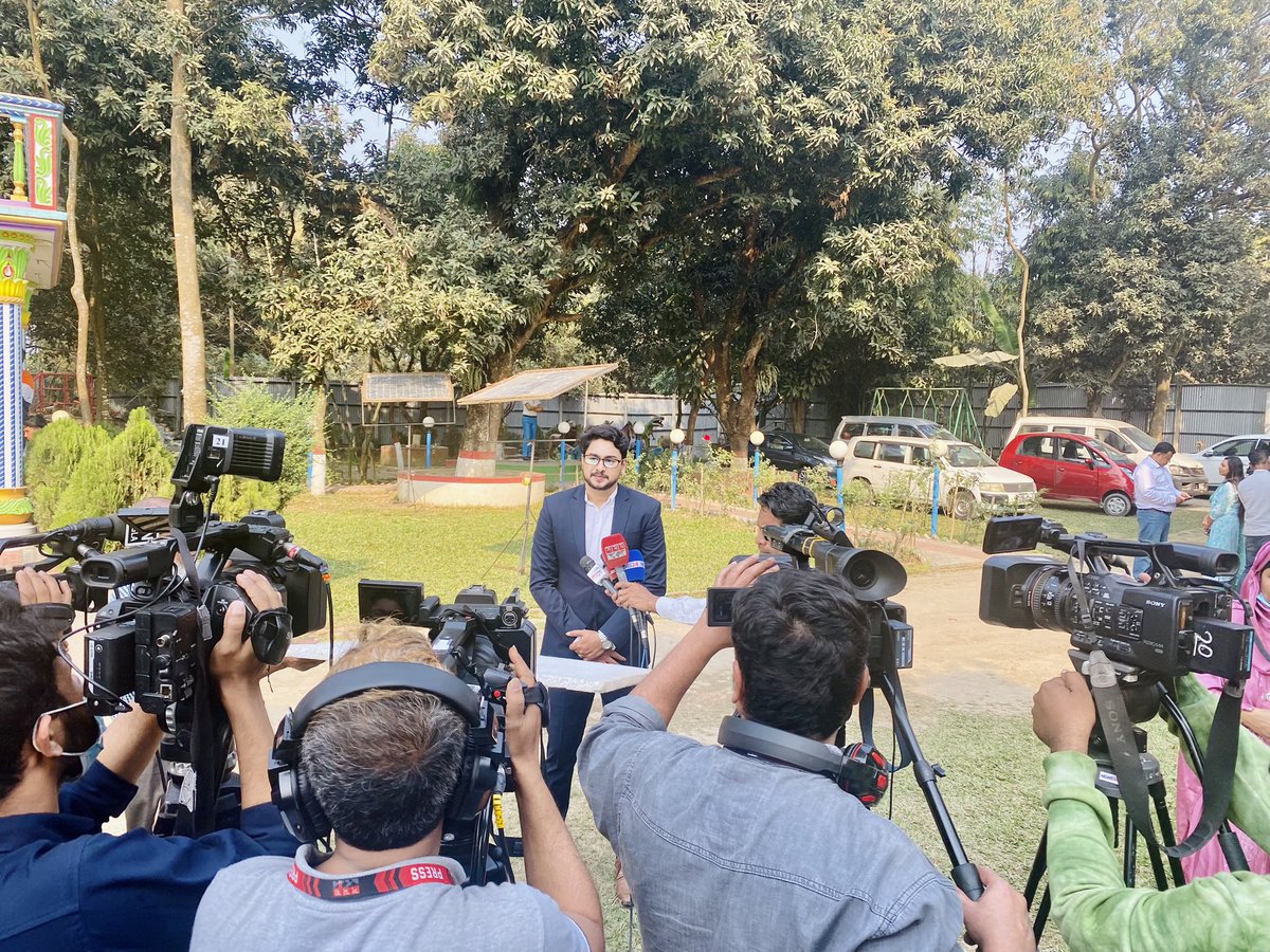 joychowdhurybd's tweet photo. New Film Begin-
Film - Shesh Kotha
Director-Md Islam
#Bd_film
#Joy_Chowdhury_hero
#Bd_hero
#Bangladeshi_Actor
#Bangladesh_film_industry
#Actor
#Model
#Bd_model
#foryoupage
#foryou
#viral
#জয়_চৌধুরী https://t.co/CeVEJPQnYf