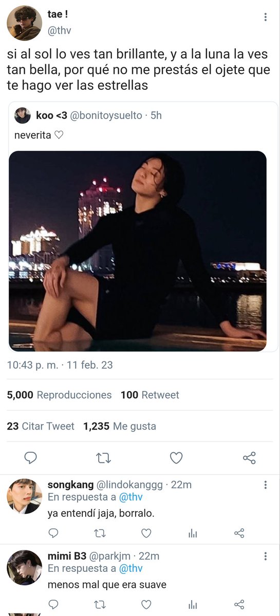 kootitslover's tweet photo. #taekookau th solo quería ayudar a su amigo... ponele 
#taekook https://t.co/PEa3gpRC1K
