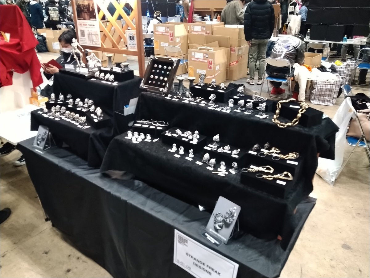 STRANGE_FREAK's tweet photo. ワンフェス
5-1-09 にて出展中です~
#WF2023w #sfdgk #sfdgp #シルバー https://t.co/1BIEtWEnt5