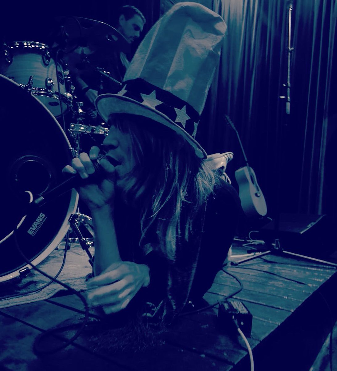 MisterRamirezOk's tweet photo. Immigrant Song!
Immigrant Album!
Coming Pronto!

PH: Pablo Pinheiro

@ElvisAttack 
#music
#rocknroll 
#art https://t.co/RPLP98HFdI