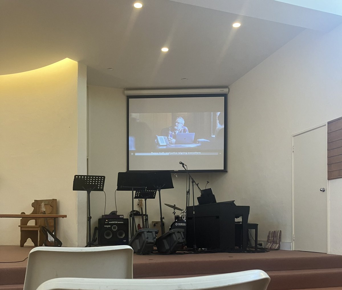 MD82NI's tweet image. Great to see see a familiar face @andyflannagan in church this morning  in Perth WA