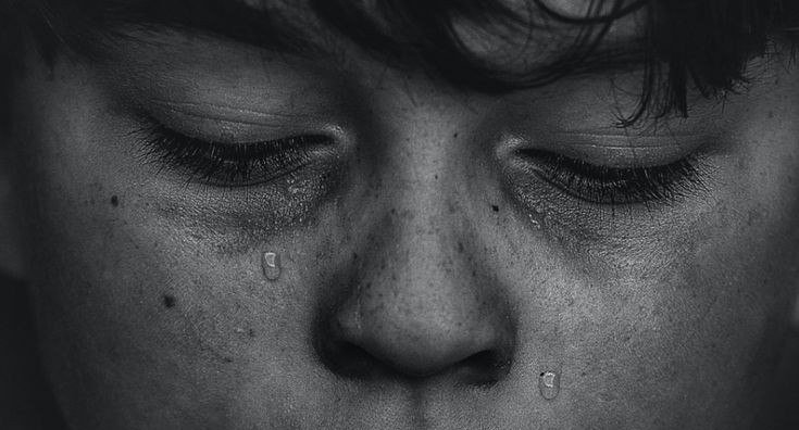 Abood125019's tweet photo. @Depression_A2 "لم يخلق الله الدمع عبثًا، الله أعلم بلوعة الحزن." https://t.co/wv8VWigdxM