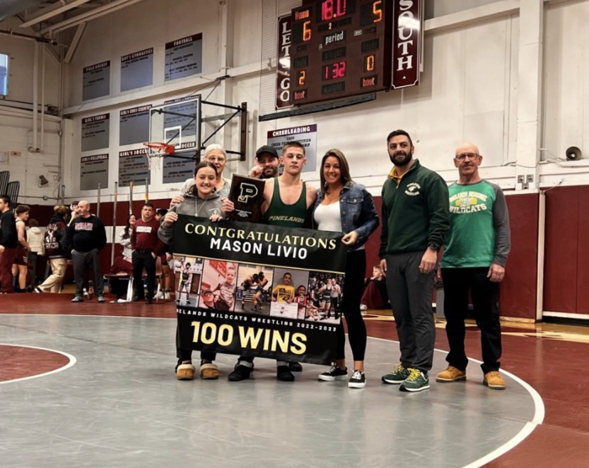 TheLitterBox__'s tweet photo. shout out to the mat warrior @maslivio on his 100th career W. what ever college that gets this beast is gonna be very lucky. https://t.co/YdTZLA8MnC