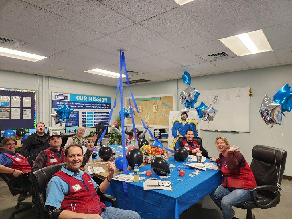 Annette2260's tweet photo. Our leadership team had a lot of fun watching the Lowe’s 2023 SMM this week! @newton2260 @edmerk27 https://t.co/eTtEzXqUPF