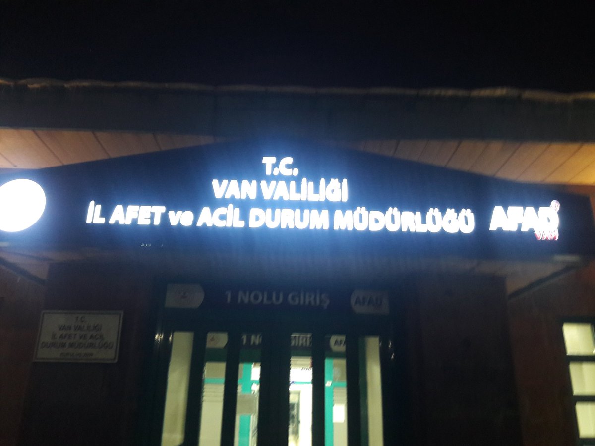 PiskinSait's tweet photo. Konaklama ve koordinasyon işlemleri için 24 saat boyunca İlimize gelen misafirlerimizin hizmetindeyiz. https://t.co/ORTGoLbCKm