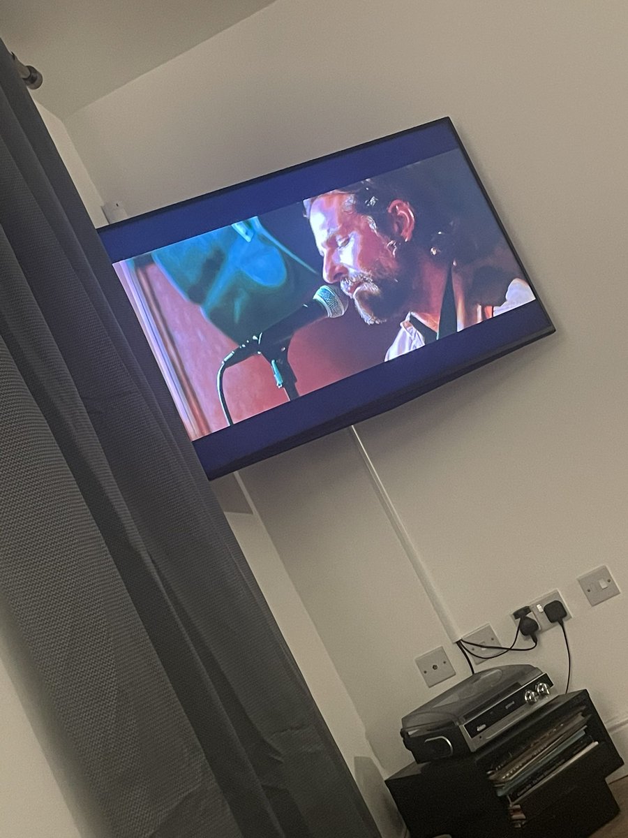 If you close your eyes hard enough you can picture the wooden floor we should’ve laid today 😁