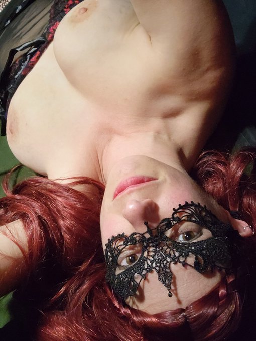 Miss.Selene’s pics and videos